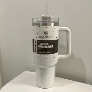 Stanley Adventure Quencher Travel Tumbler Cup 40oz Terrazzo Confetti